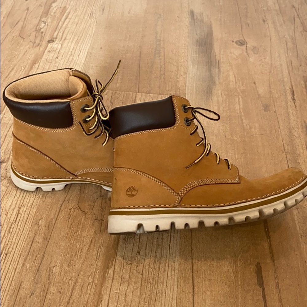 TIMBERLAND Exclusive Brookton Boots Size 7.